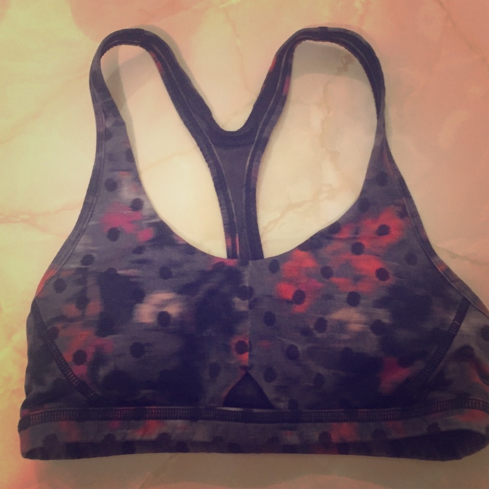 Cute Lulu lemon sports bra